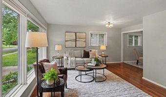 2727 Hampshire Rd, Ann Arbor, MI 48104