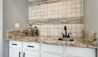 37222 N TOM DARLINGTON Dr 12, Carefree, AZ 85377