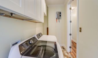 400 John Baptiste St, Bay St. Louis, MS 39520