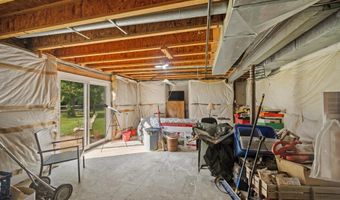 27 WHIRLAWAY Dr, Bear, DE 19701