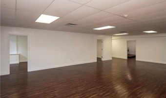 413 High St, Bristol, RI 02809