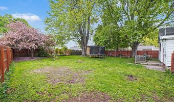 707 N Republic Ave, Alma, MI 48801