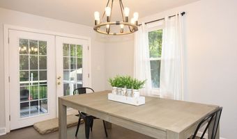150 Hathaway Rd, Acushnet, MA 02743
