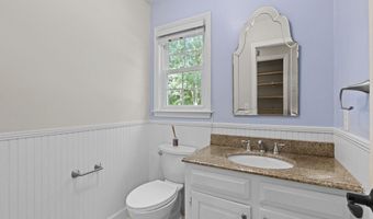 2106 Davie Ln, Camden, SC 29020