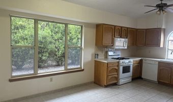 852 Sherwood Dr, Alamogordo, NM 88310