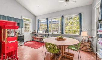 113 Meridian Rd, Beaufort, SC 29907