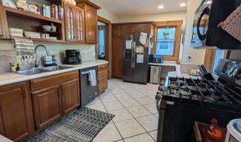 906 Locust St, Atlantic, IA 50022