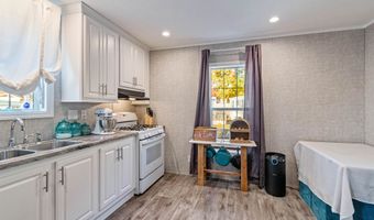 37 Avenue C, Burlington, VT 05408