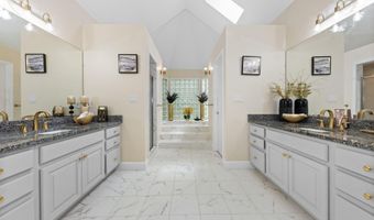 2086 Valleyview Dr, Ann Arbor, MI 48105
