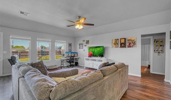1537 Avalon Dr, Altus, OK 73521