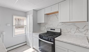 206 Ormsby St, Adrian, MI 49221