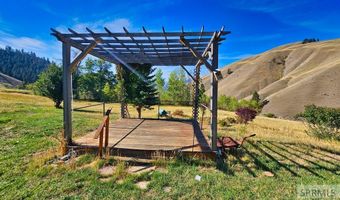 53 Runnin Bear Rd, Carmen, ID 83462
