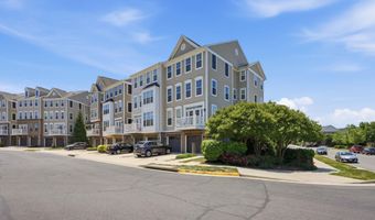 42167 CANARY GRASS Sq, Aldie, VA 20105