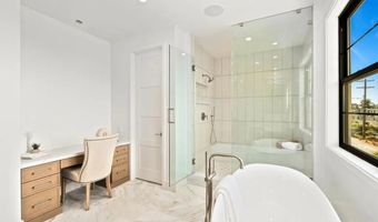 2910 Highland Dr, Carlsbad, CA 92008