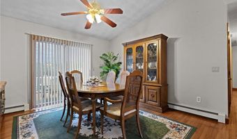 3 Betsy Dr, Bristol, RI 02809