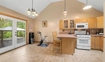 31 Ventnor Ave, Beesleys Point, NJ 08223