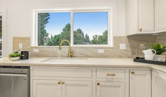 3216 SE WISTER St, Milwaukie, OR 97222