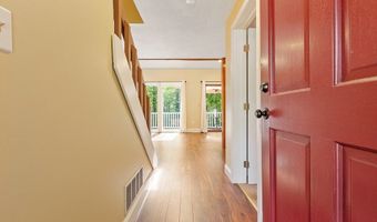 941 Doe Valley Rd, Athol, MA 01331