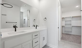 1413 N 163rd St, Basehor, KS 66007
