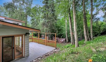 1336 Staubbach Cir, Anchorage, AK 99508