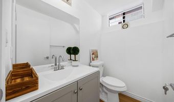 105 S Marguerita Ave A, Alhambra, CA 91801