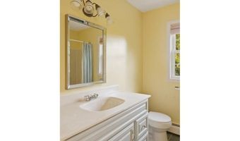 316 Waseca Ave, Barrington, RI 02806
