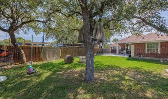 320 S 10th St, Aransas Pass, TX 78336