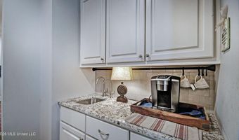 46 Charleston Cir, Brandon, MS 39047