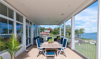 10 Coulter St, Jamestown, RI 02835