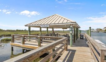 602 W Ft Macon Rd 114, Atlantic Beach, NC 28512