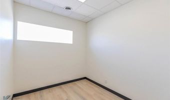 317 N Willis St Suite 2, Abilene, TX 79603