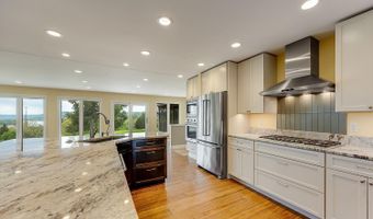 200 Cobb Rd, Aurora, IN 47001