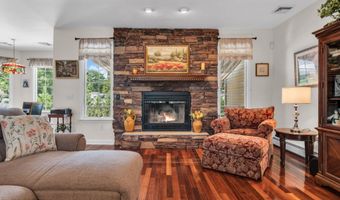 490 Arlington Ave S, Bayville, NJ 08721