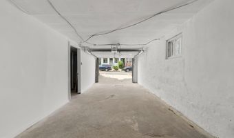 127 W 51ST St, Bayonne, NJ 07002