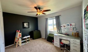 1008 S 10th Ave, Britton, SD 57430