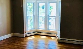 37 Lincoln Ave, Bristol, RI 02809