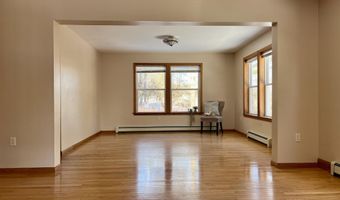 8 Pine Hill Dr, Belfast, ME 04915