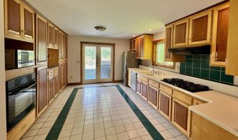 221 Plateau Rd, Calais, VT 05650