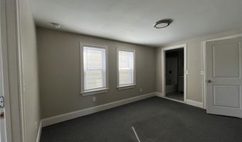 217 State St 2R, Bristol, RI 02809