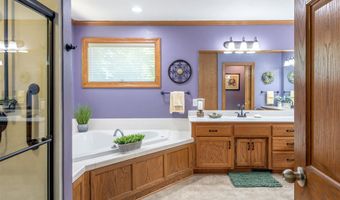 1501 S Weimar St, Appleton, WI 54915