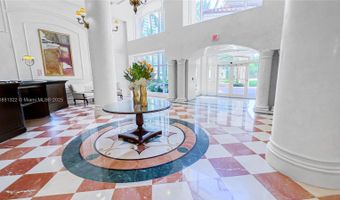 20000 E Country Club Dr 1114, Aventura, FL 33180