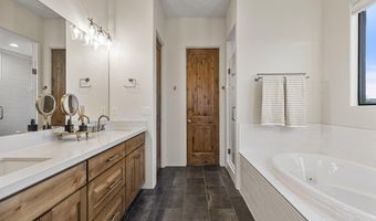 21620 W Buckwheat Ln, Congress, AZ 85332