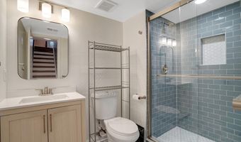 6063 HYDRANGEA Dr, Alexandria, VA 22310