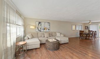 47 Scenery Ln, Johnston, RI 02919