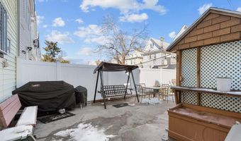 89-15 96th St, Woodhaven, NY 11421