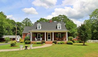 1538 Redfields Rd, Appomattox, VA 24522
