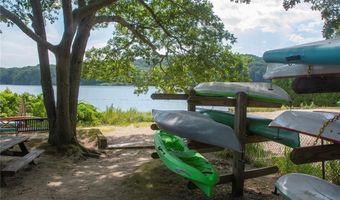 55 Pepper Bush Trl, Narragansett, RI 02874
