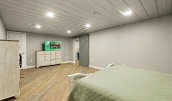 131 York Loop, Albany, KY 42602