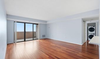 1301 N COURTHOUSE Rd 1610, Arlington, VA 22201