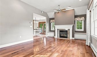 6 Cathedral Ct, Cumberland, RI 02864